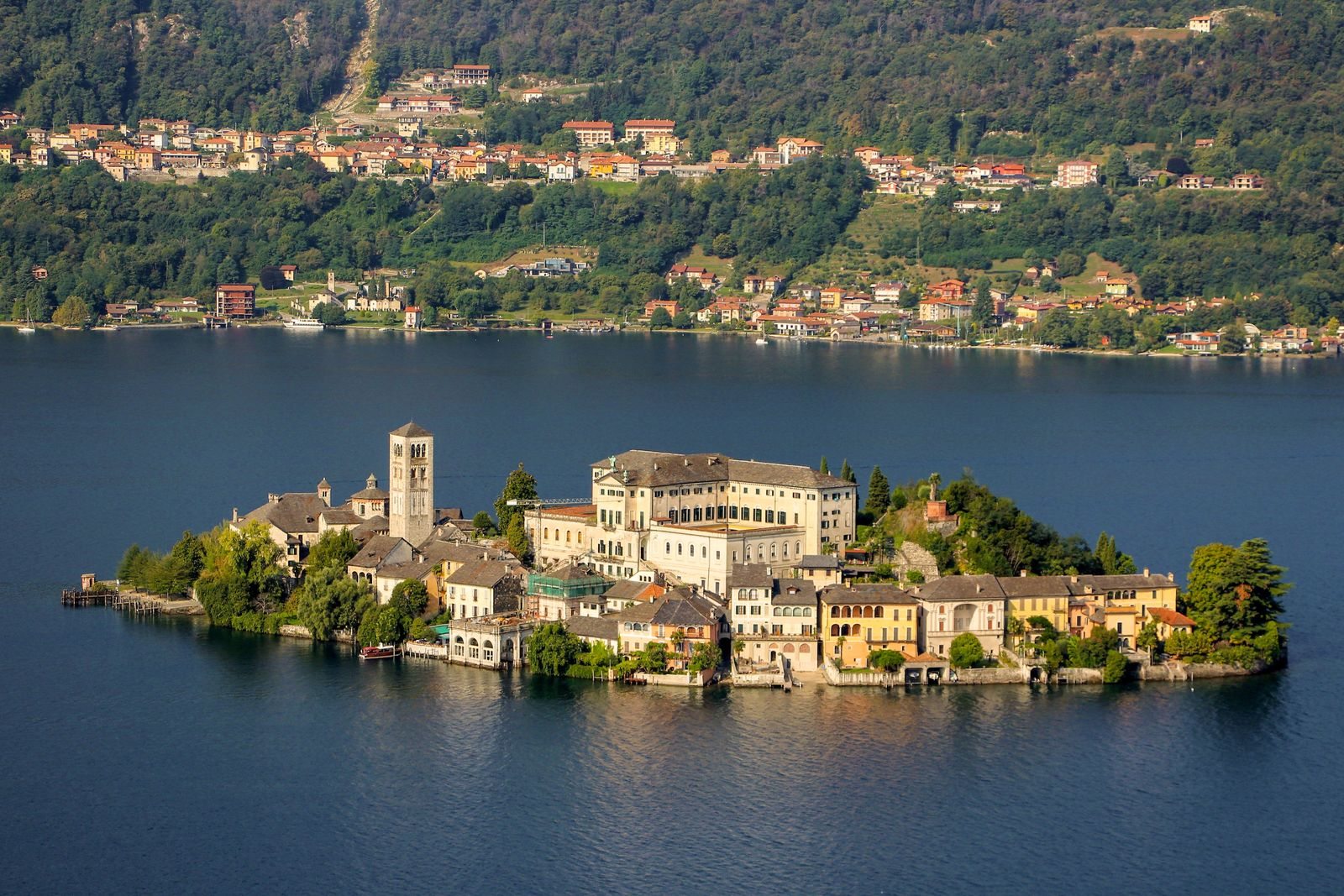 Isola di San Giulio nel Lago d'Orta